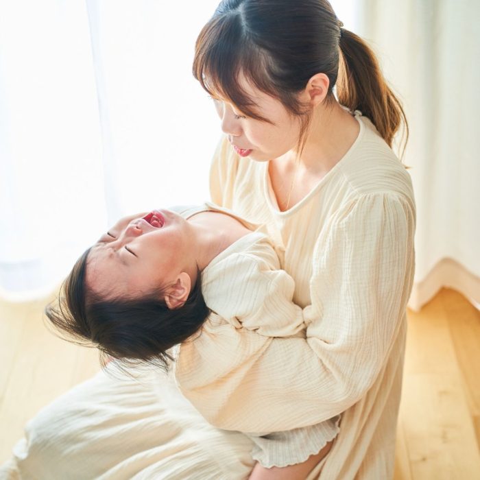 huilbaby, coregulatie, eerste emotionele hulp bij babys Thomas Harms, zottegem, psychotherapie, lichaamsgerichte therapie, relaxatie ademhaling, coregulatie